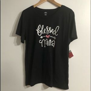 Blessed NaNa heart graphics women’s short sleeves shirt. Large.
